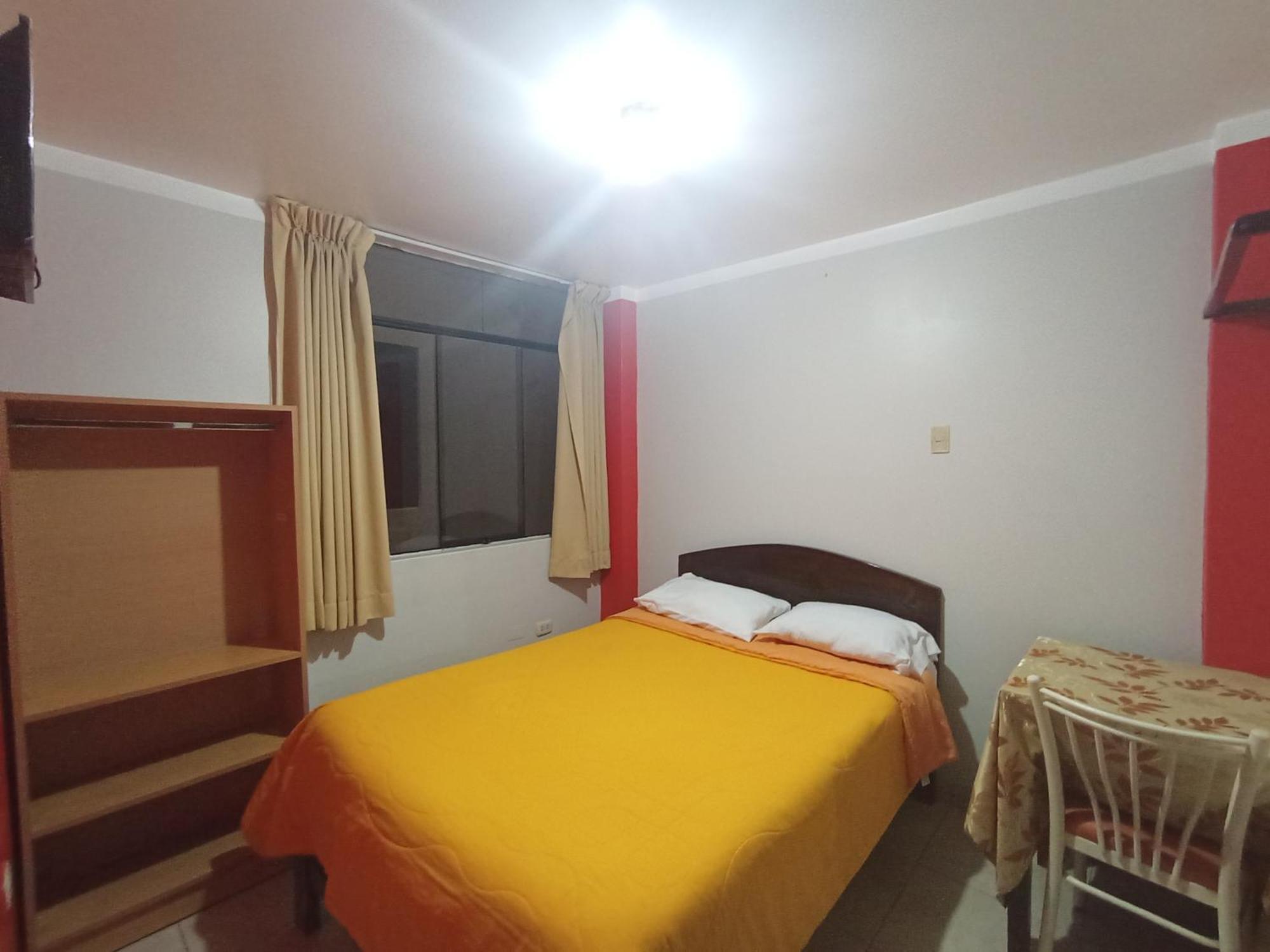 Hotel Los Gladiolos Кахамарка Экстерьер фото