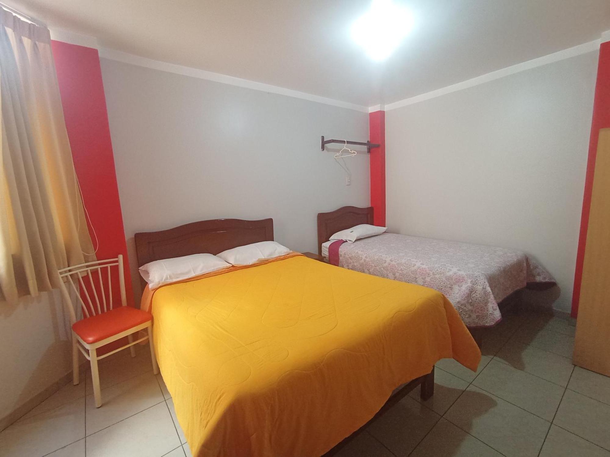 Hotel Los Gladiolos Кахамарка Экстерьер фото
