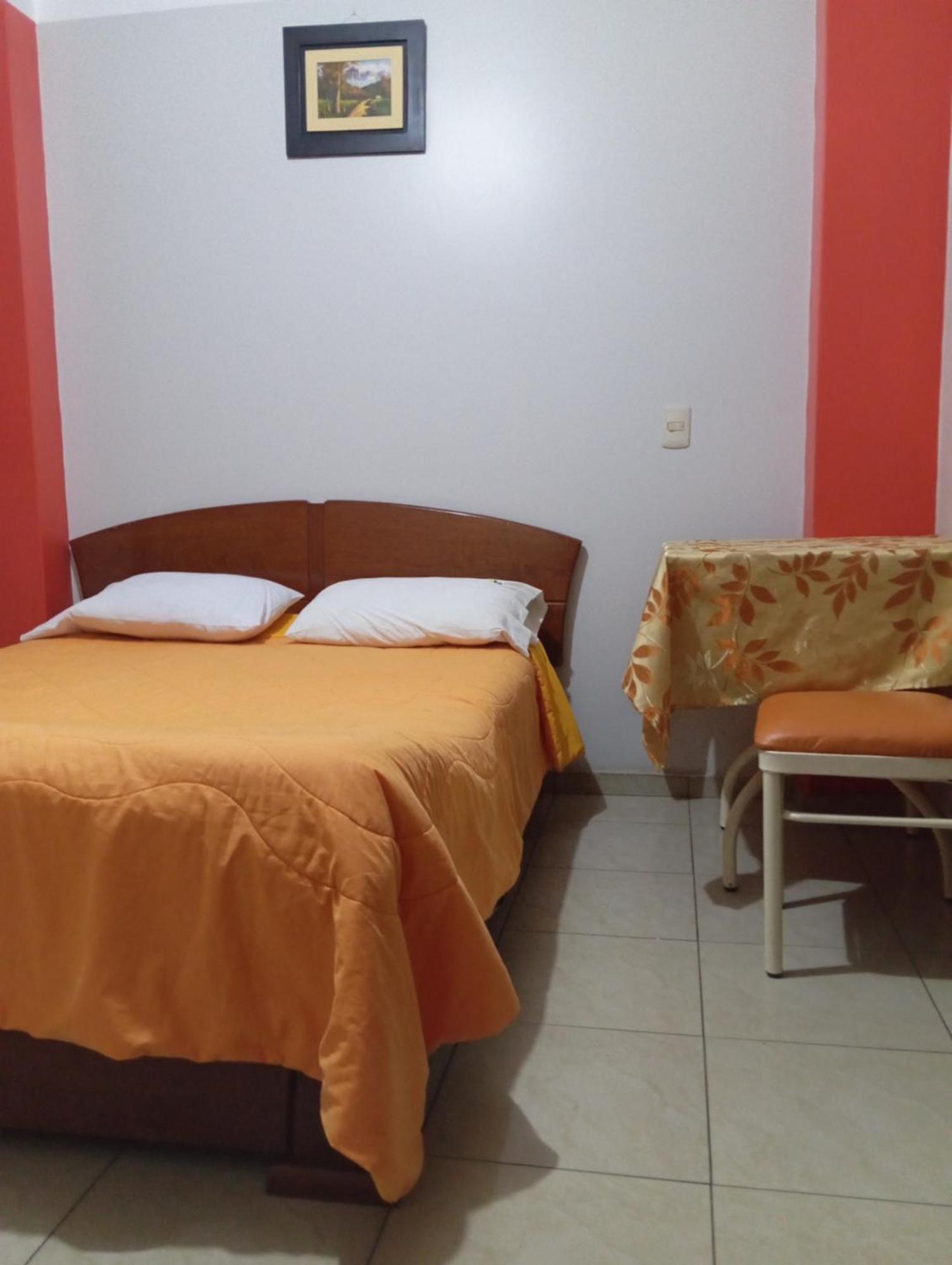 Hotel Los Gladiolos Кахамарка Номер фото