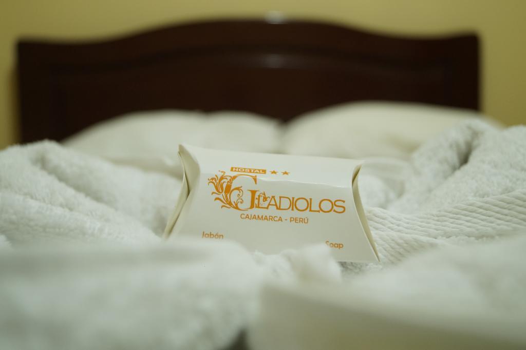Hotel Los Gladiolos Кахамарка Экстерьер фото