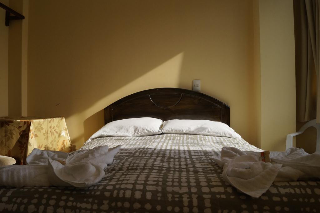 Hotel Los Gladiolos Кахамарка Номер фото