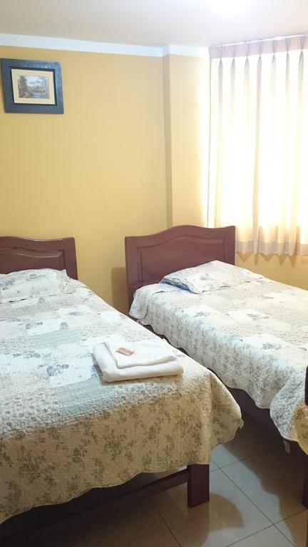 Hotel Los Gladiolos Кахамарка Номер фото